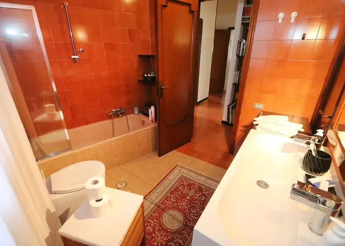 Barone 12 Free Parking Bari