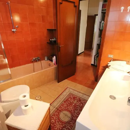 Barone 12 Free Parking Bari