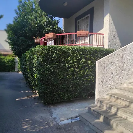 Barone 12 Free Parking Daire